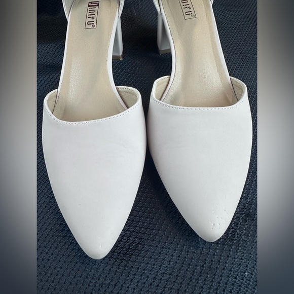 Mixโ No. 6 White Ankle Strap Block Heel Dress Shoes - Picture 5 of 9